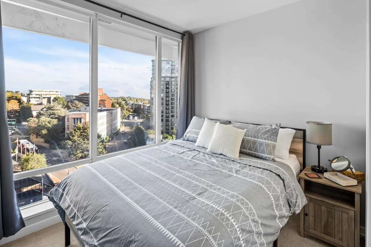 Falls Parliament Suite By Iris Properties! Victoria Holiday home