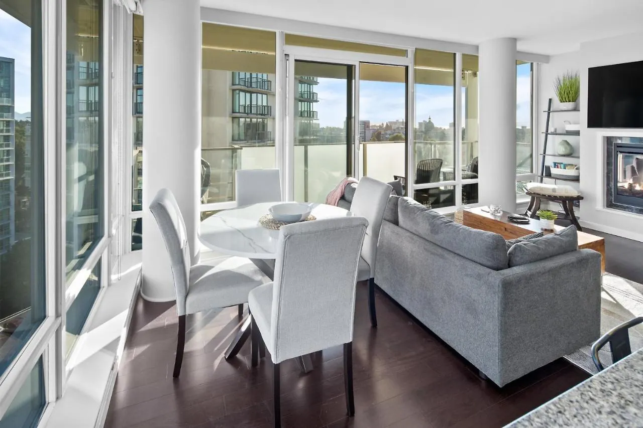 Falls Parliament Suite By Iris Properties! Victoria Canada
